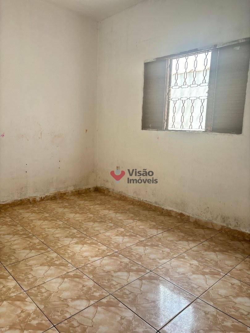 Casa à venda com 2 quartos, 65m² - Foto 6