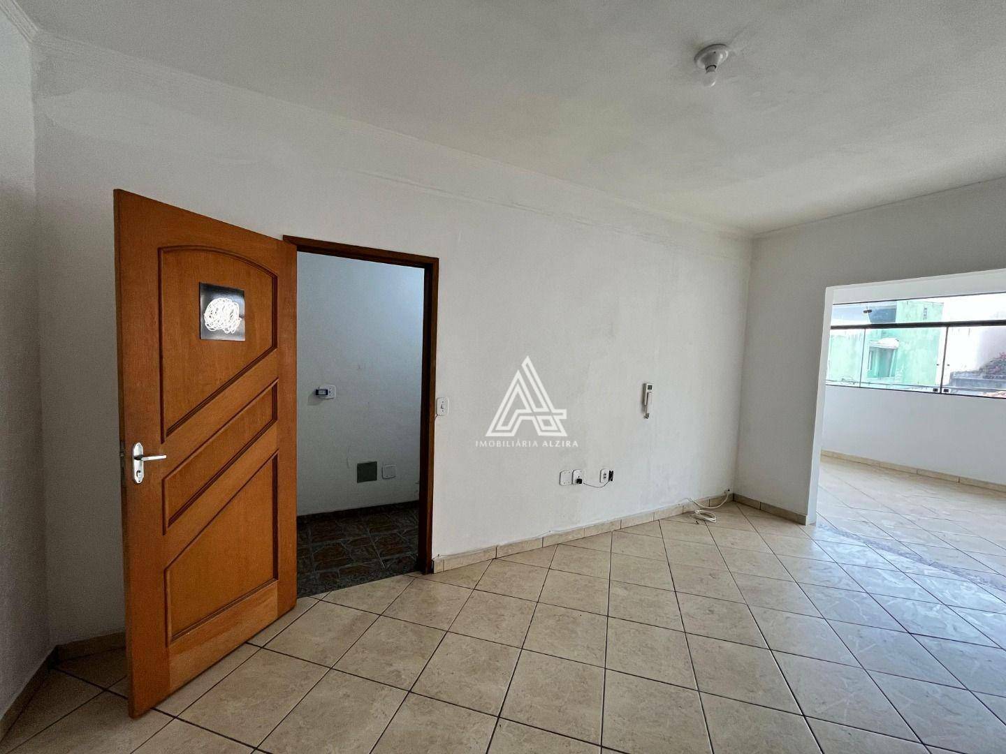 Casa para alugar com 6 quartos, 200m² - Foto 5