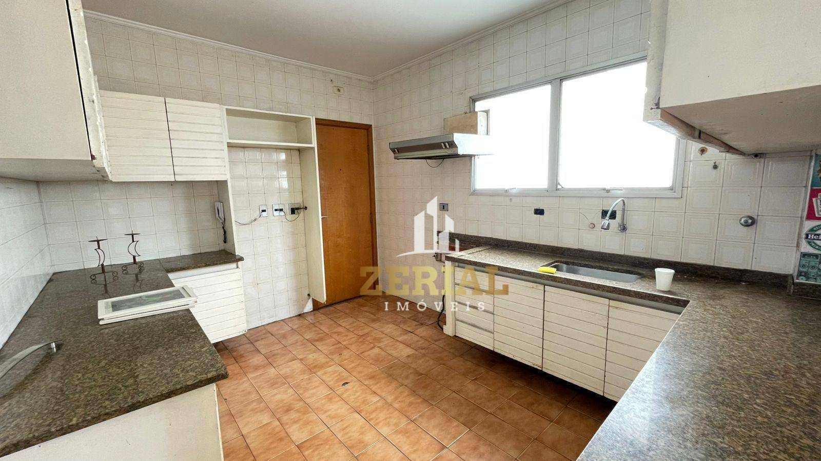 Apartamento à venda com 3 quartos, 110m² - Foto 7