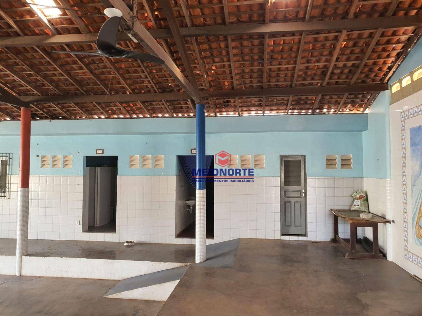 Casa à venda e aluguel com 4 quartos, 300m² - Foto 14