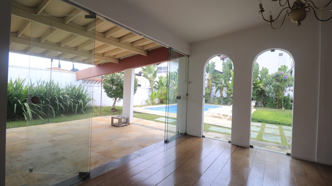 Casa para alugar com 3 quartos, 350m² - Foto 6