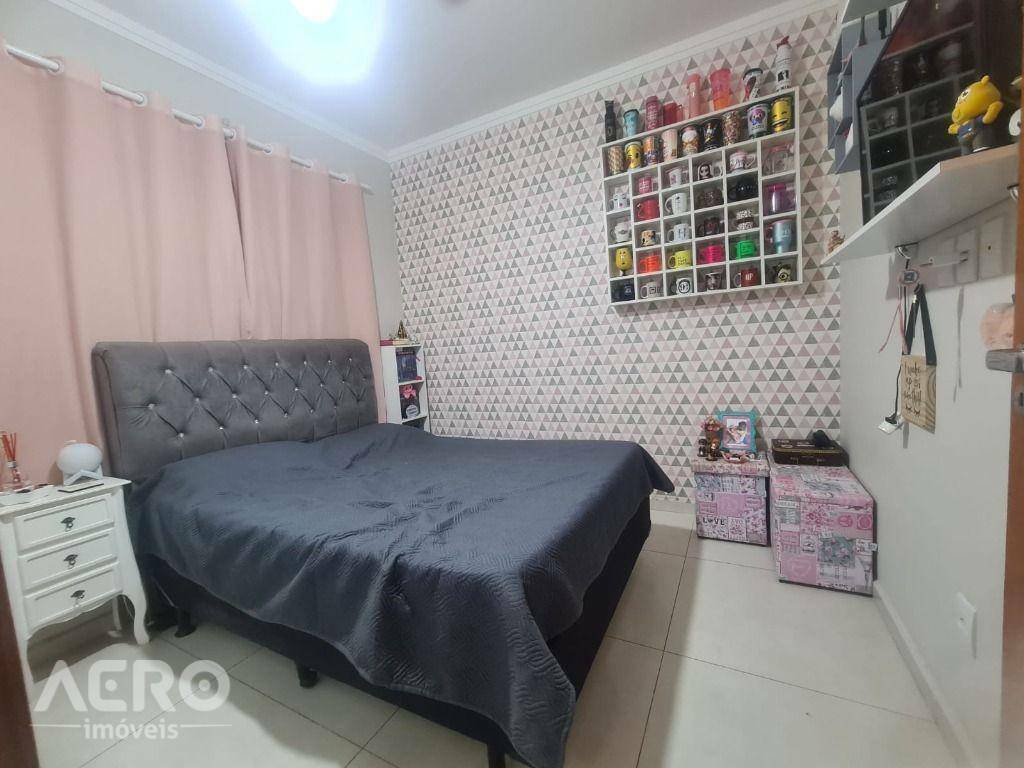 Casa à venda com 3 quartos, 120m² - Foto 5