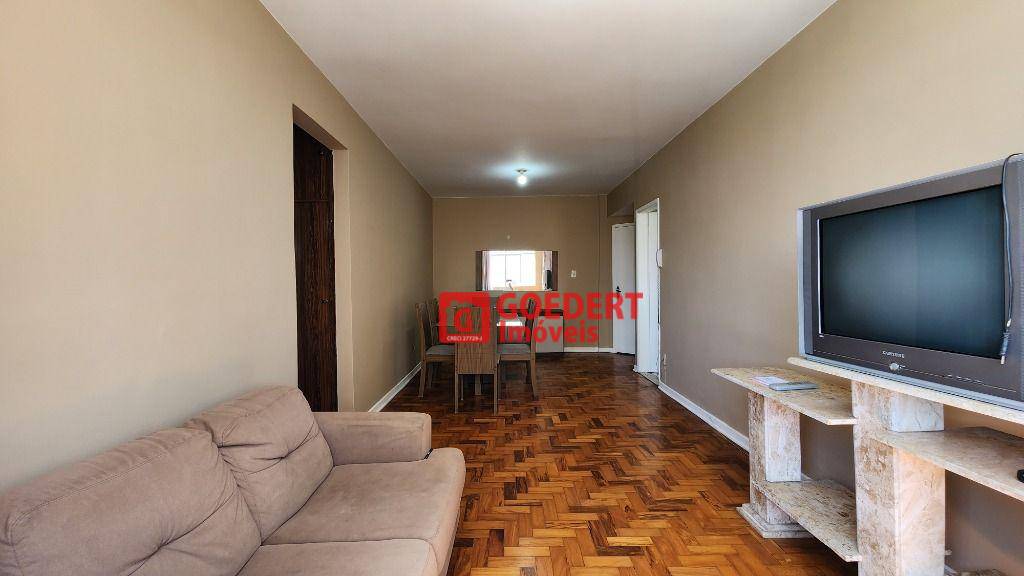 Apartamento para alugar com 3 quartos, 90m² - Foto 2