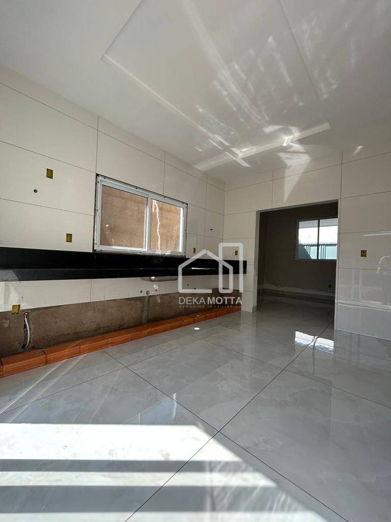 Casa à venda com 3 quartos, 172m² - Foto 5