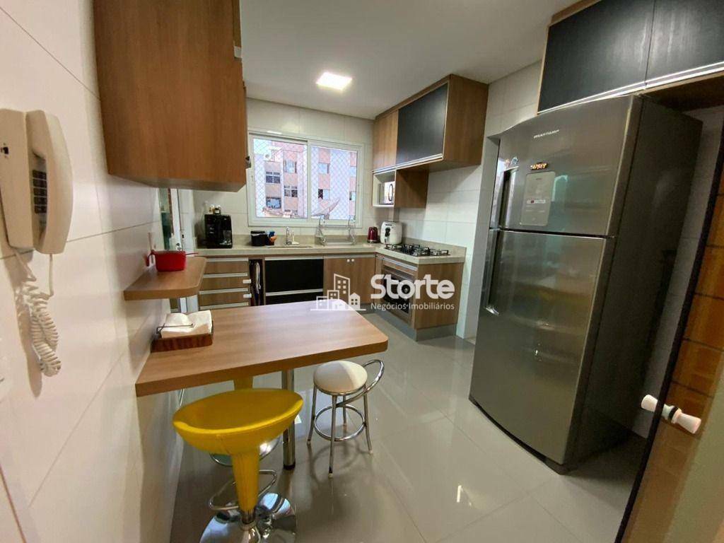 Apartamento à venda com 3 quartos, 112m² - Foto 15