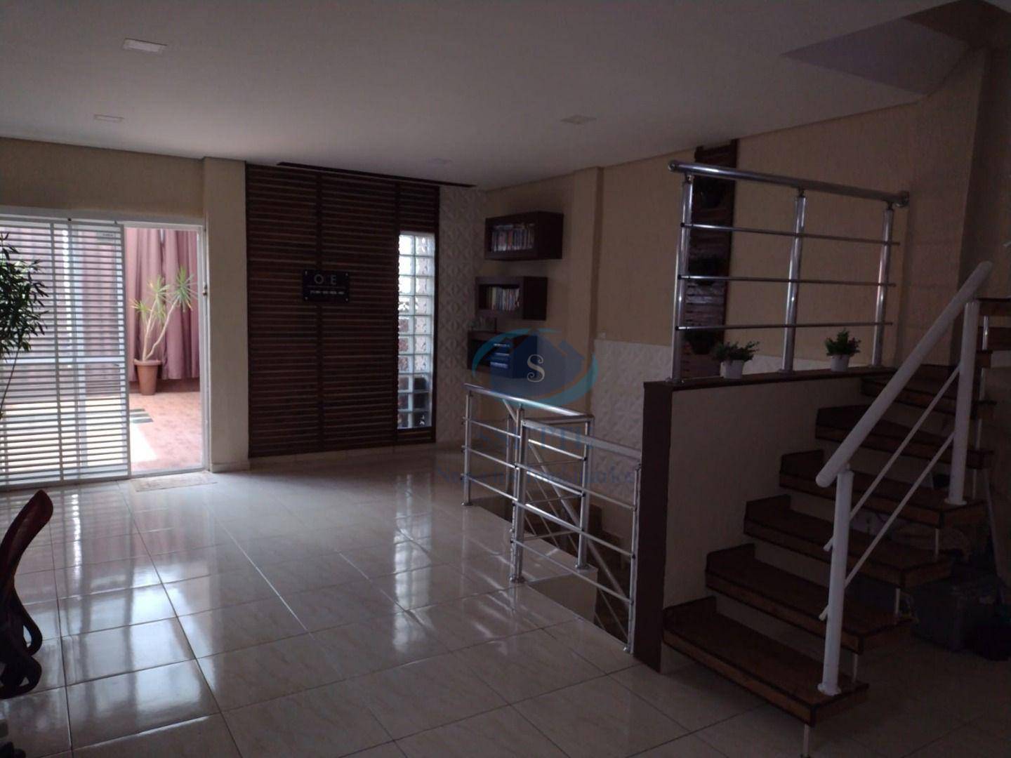 Sobrado à venda com 2 quartos, 350m² - Foto 44