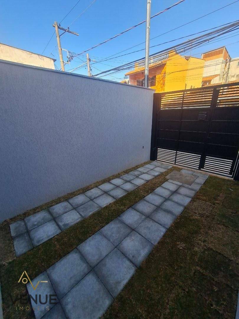 Sobrado à venda com 2 quartos, 66m² - Foto 3