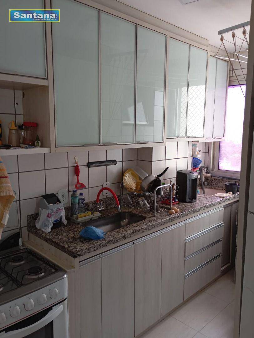 Apartamento à venda com 2 quartos, 70m² - Foto 18