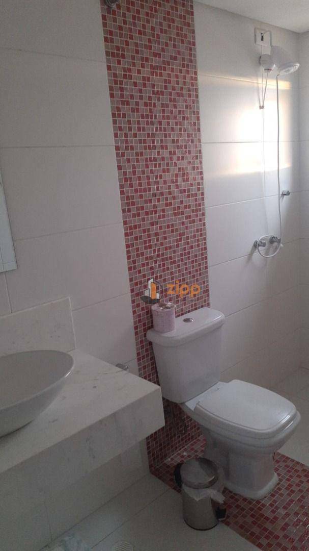 Cobertura à venda com 3 quartos, 200m² - Foto 13