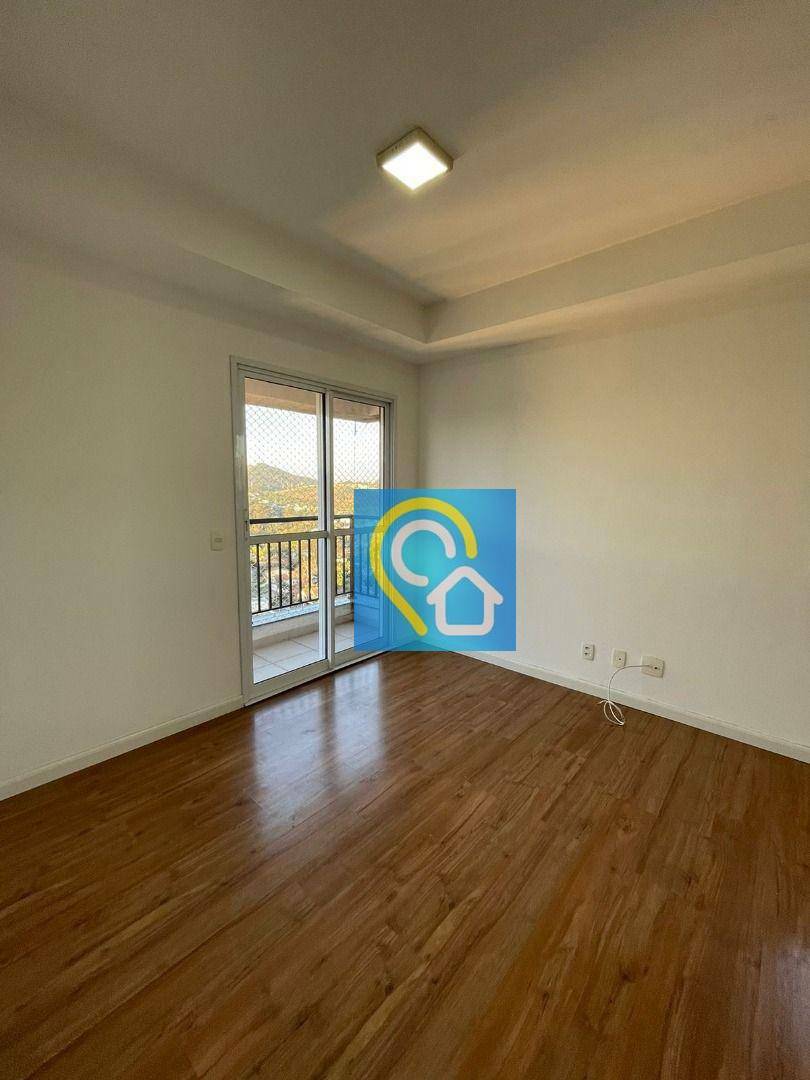 Apartamento para alugar com 3 quartos, 140m² - Foto 16