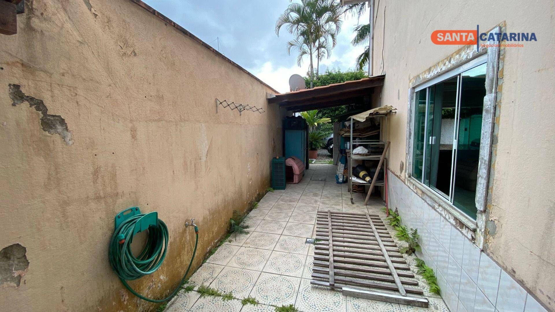 Casa de Condomínio à venda com 4 quartos, 166m² - Foto 33