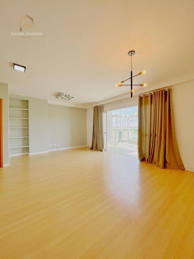Apartamento à venda e aluguel com 3 quartos, 133m² - Foto 4