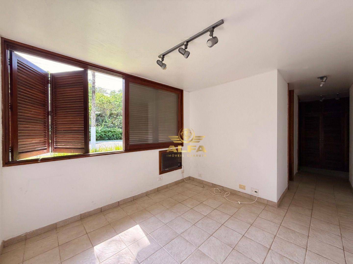 Casa de Condomínio à venda com 4 quartos, 350m² - Foto 24