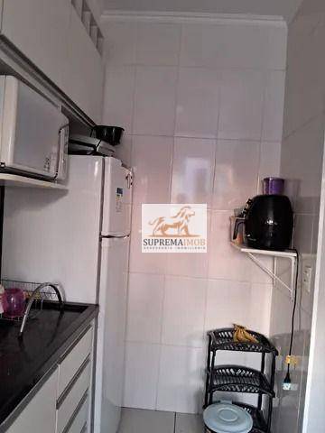 Apartamento à venda com 2 quartos, 50m² - Foto 2