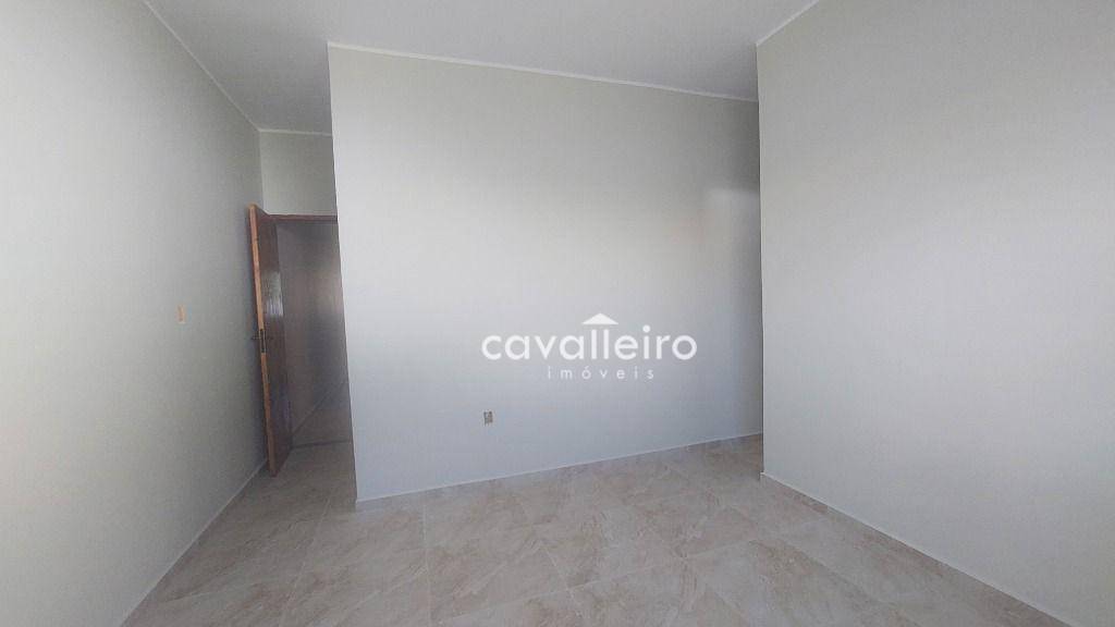 Casa à venda com 2 quartos, 75m² - Foto 4