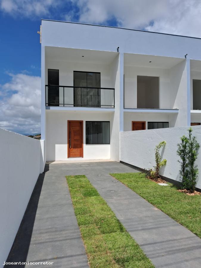 Casa à venda com 2 quartos, 125m² - Foto 3