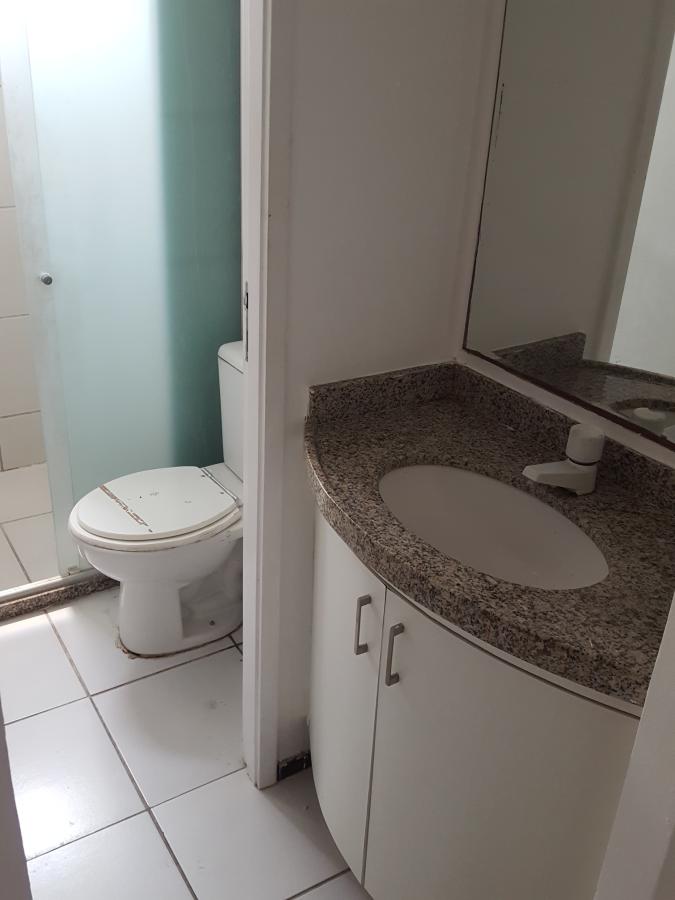 Apartamento para alugar com 2 quartos, 70m² - Foto 26