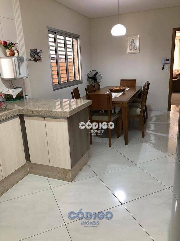 Sobrado à venda com 3 quartos, 200M2 - Foto 15