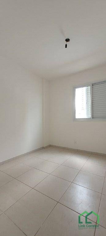 Apartamento à venda com 3 quartos, 83m² - Foto 13