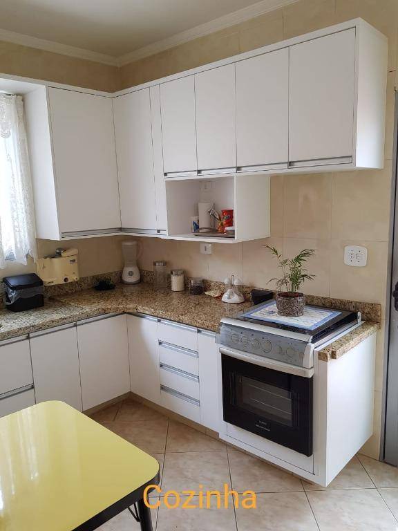 Casa à venda com 3 quartos, 250m² - Foto 17