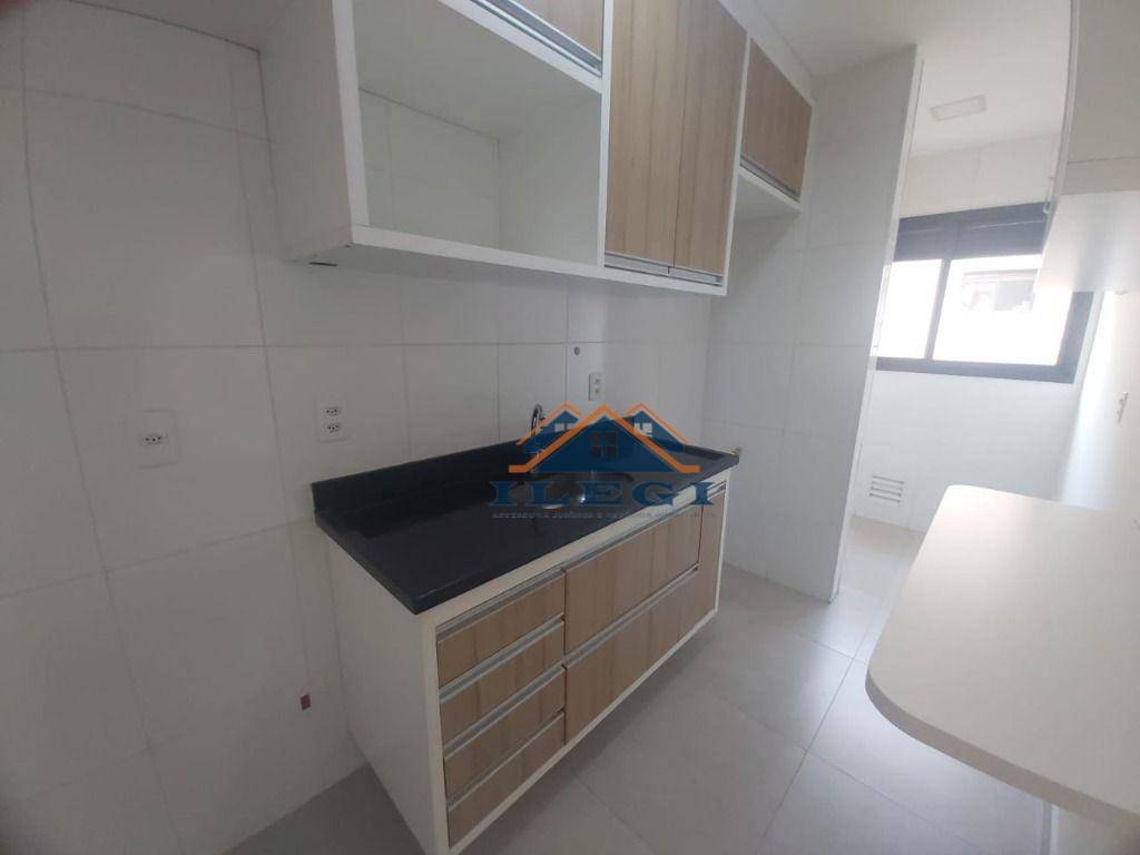 Apartamento para alugar com 3 quartos, 64m² - Foto 12