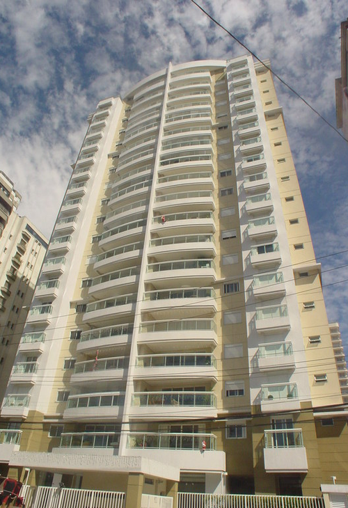 Apartamento à venda com 4 quartos, 138m² - Foto 1