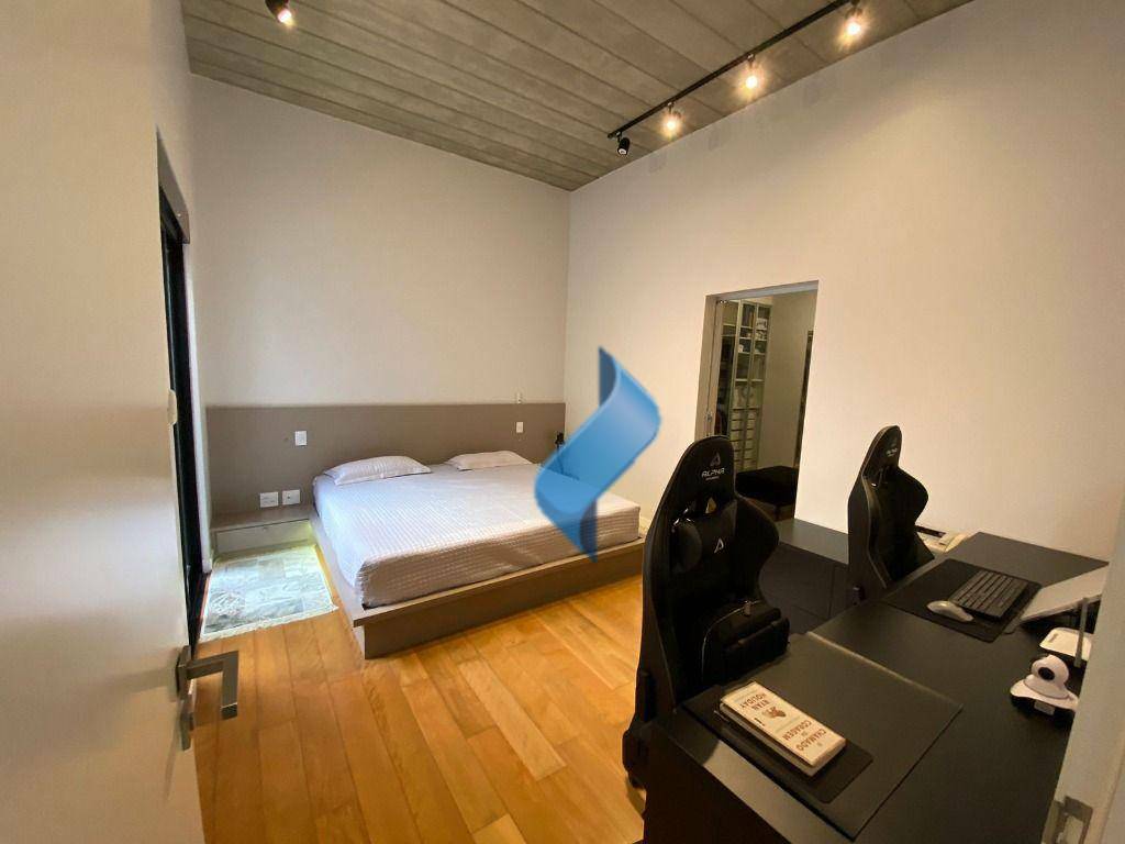 Casa de Condomínio à venda com 3 quartos, 219m² - Foto 18