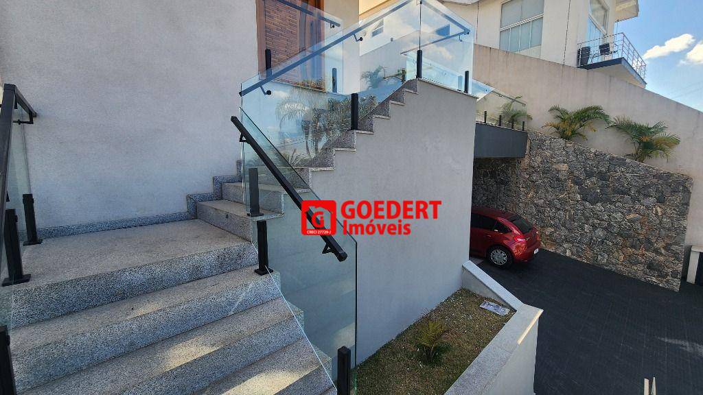 Sobrado, 3 quartos, 352 m² - Foto 3