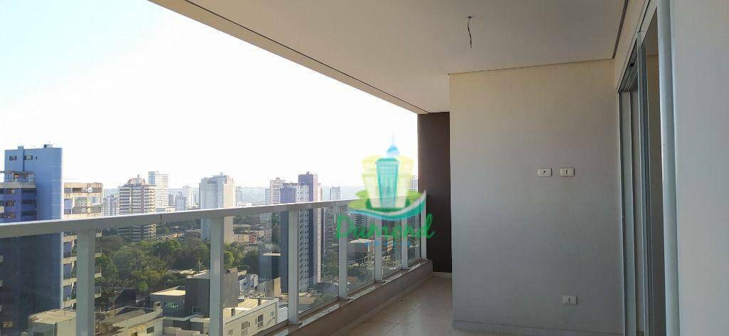 Apartamento à venda com 3 quartos, 137m² - Foto 8