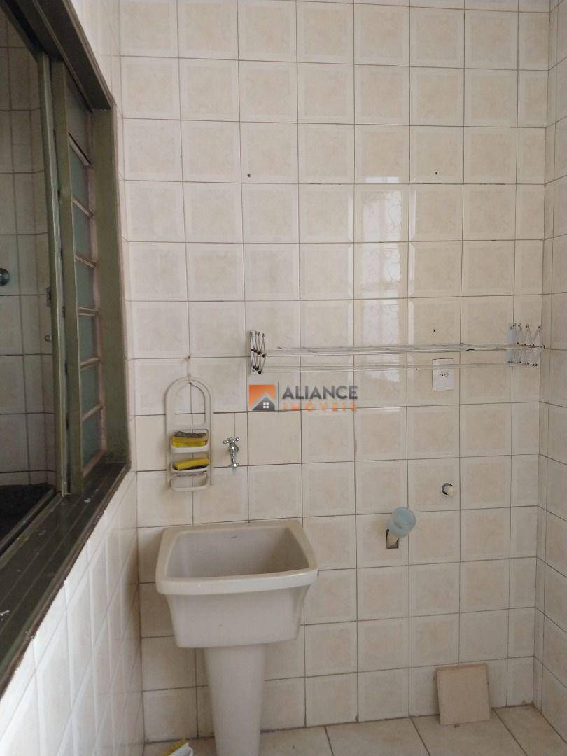 Apartamento à venda com 3 quartos, 97m² - Foto 20