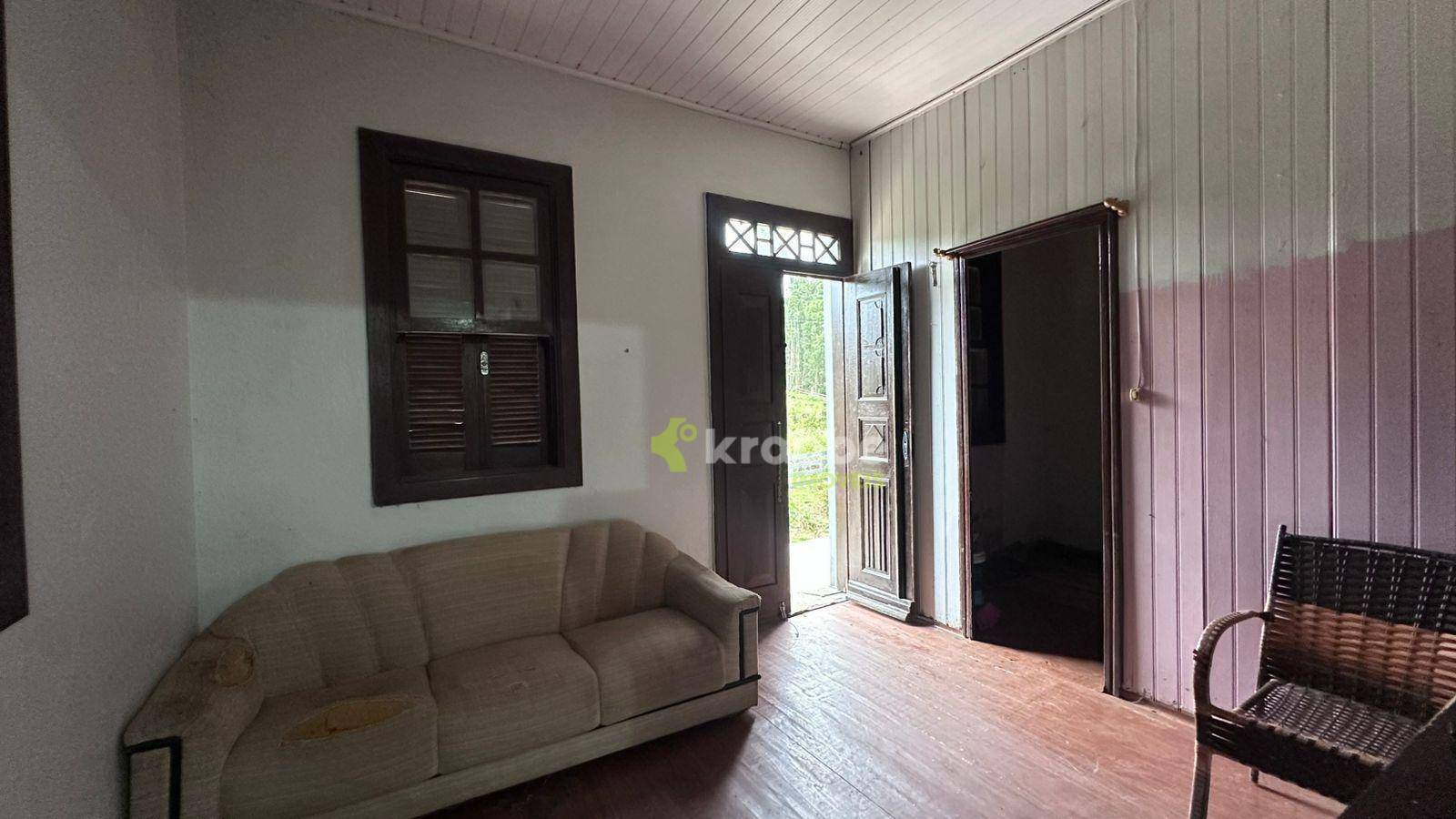Casa à venda com 2 quartos, 70m² - Foto 13