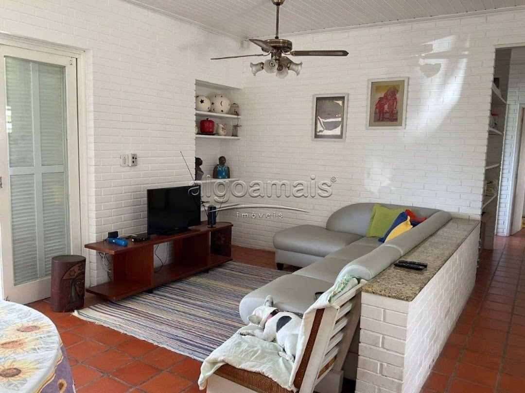 Casa à venda com 4 quartos, 158m² - Foto 9