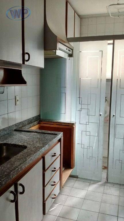 Apartamento à venda com 2 quartos, 60m² - Foto 6