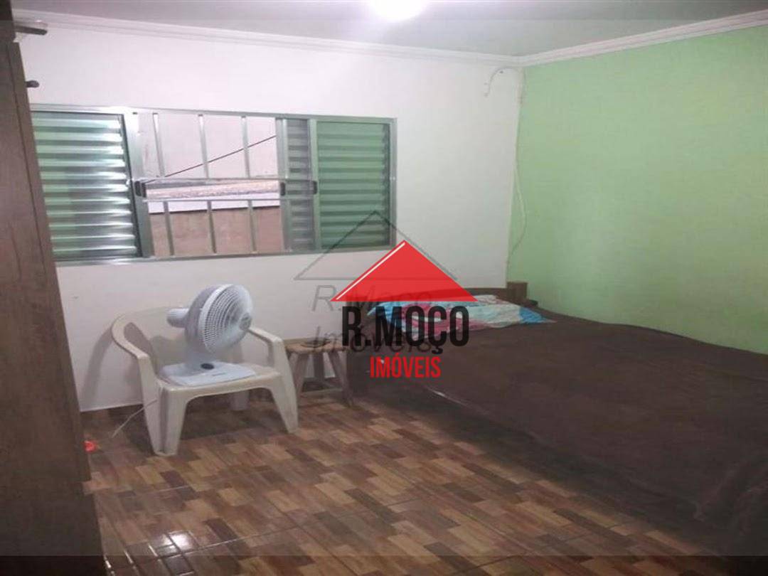 Casa à venda com 4 quartos, 216m² - Foto 10