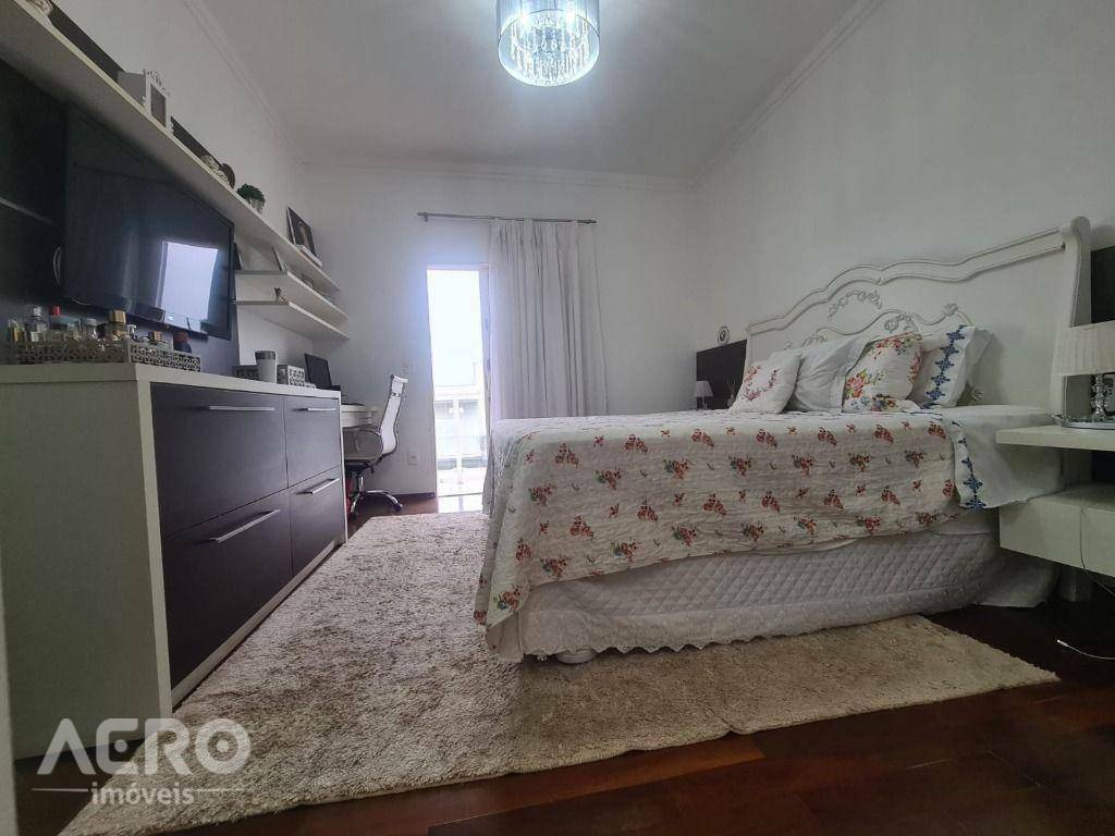 Casa de Condomínio à venda com 3 quartos, 283m² - Foto 27