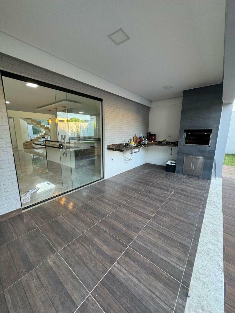 Casa de Condomínio à venda com 4 quartos, 282m² - Foto 7