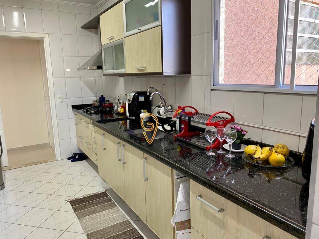 Apartamento à venda com 2 quartos, 108m² - Foto 3