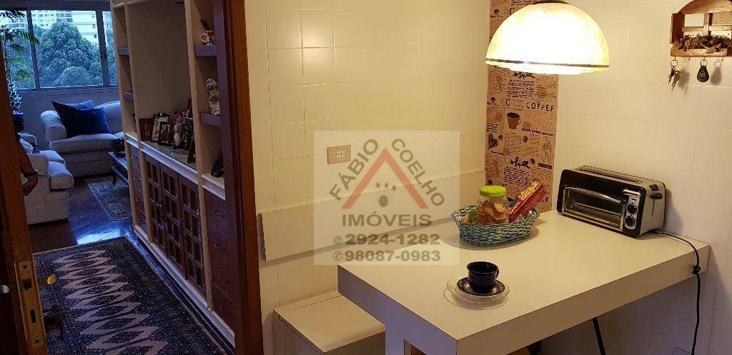 Apartamento à venda com 3 quartos, 160m² - Foto 16