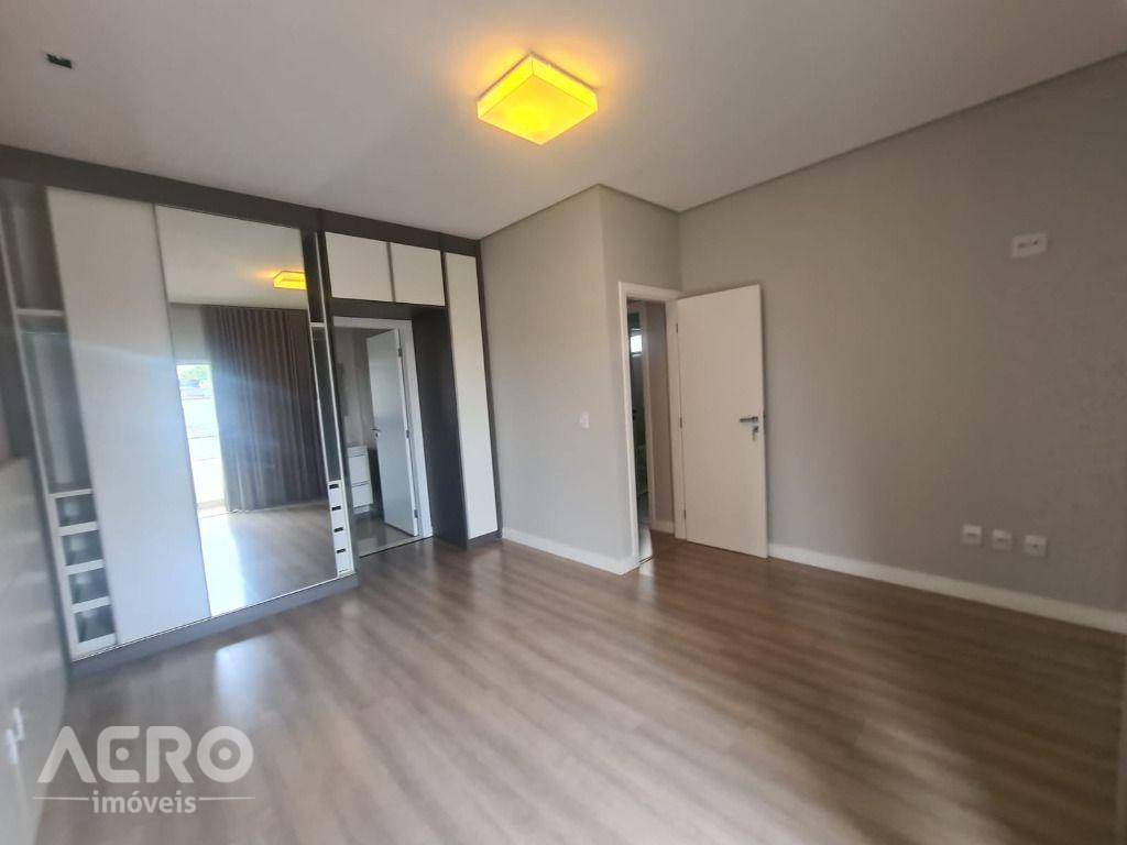 Casa de Condomínio à venda com 3 quartos, 222m² - Foto 42