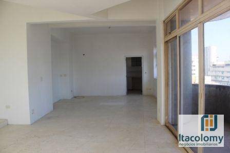 Apartamento à venda com 4 quartos, 642m² - Foto 1