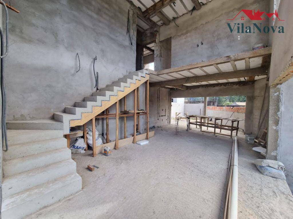 Casa de Condomínio à venda com 3 quartos, 186m² - Foto 2