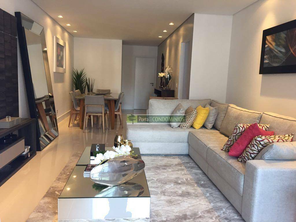 Apartamento à venda com 4 quartos, 250m² - Foto 1