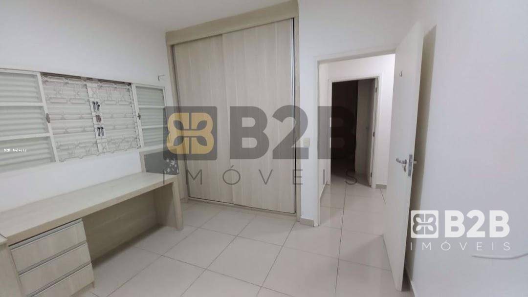 Casa à venda com 3 quartos, 250m² - Foto 34
