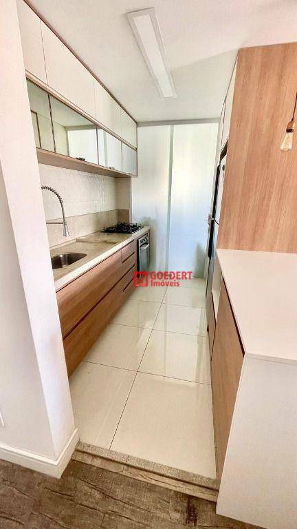 Apartamento à venda com 2 quartos, 59m² - Foto 7
