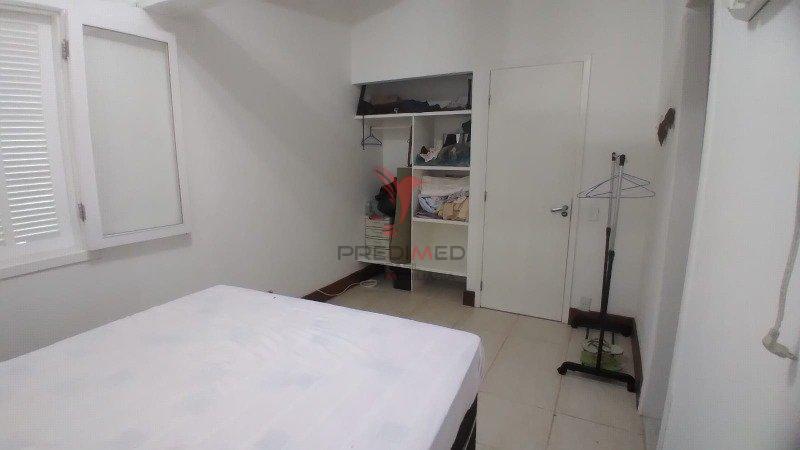 Casa à venda com 3 quartos, 360m² - Foto 16