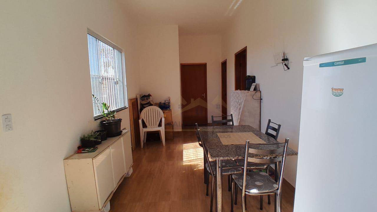 Casa à venda com 2 quartos, 54m² - Foto 11
