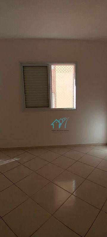 Apartamento à venda com 2 quartos, 75m² - Foto 1