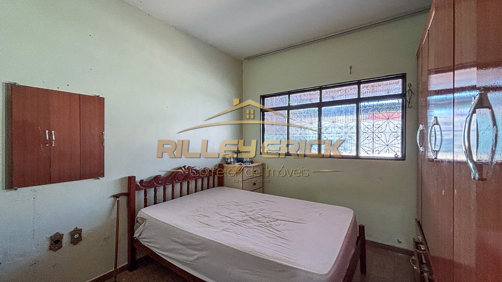 Casa à venda com 3 quartos, 250m² - Foto 5