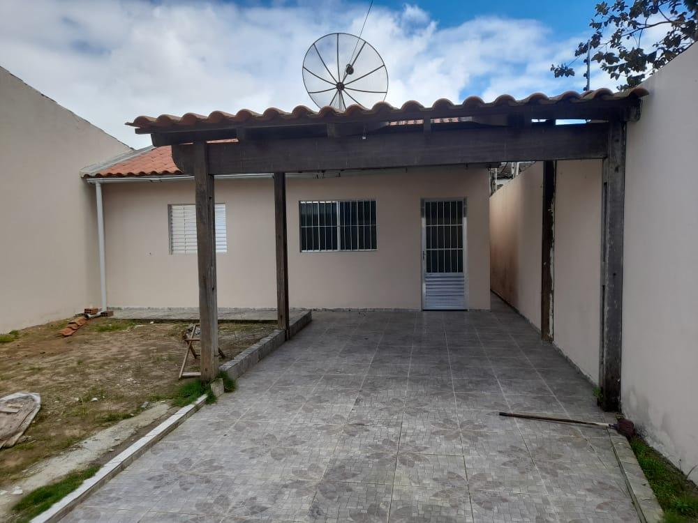 Casa à venda com 3 quartos, 200m² - Foto 2