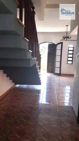 Sobrado à venda com 3 quartos, 182m² - Foto 3